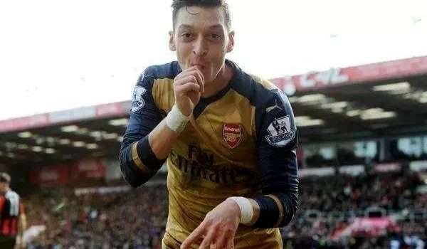 盘点十大足坛庆祝动作,足坛十大庆祝动作