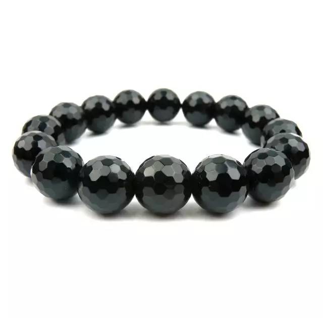 貌不惊人却暗藏玄机的神秘之玉！翠中“奇葩”墨翠的美，你欣赏得来吗？