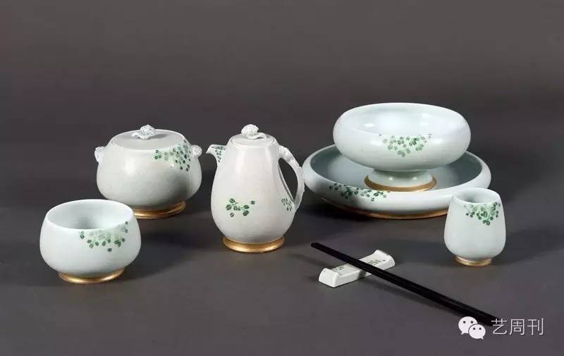 设计一款陶瓷用具,设计新颖的家居用品