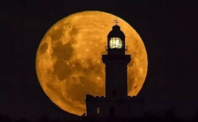 今晚成都市能看见超级月亮吗,成都可以看超级月亮