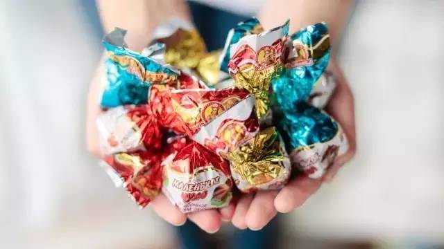 俄罗斯有几种好吃的小零食,俄罗斯的零食都有哪些