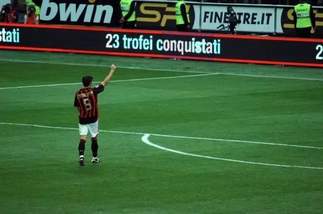 球衣背后的故事你知道吗,传奇球衣号码