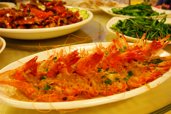 在第二个夏日赴一场海鲜的约会