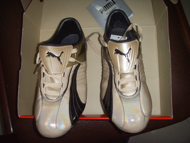 彪马足球鞋顶级和高端的区别,彪马最好的足球鞋