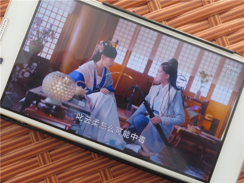 告别视频广告，畅享双频“高速路”—优酷路由器X2