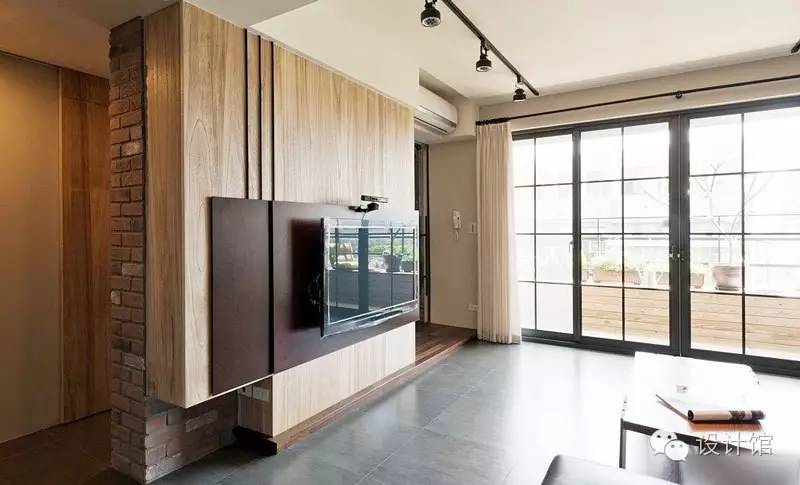 自己动手做木头电视背景墙,用木板做电视墙和电视柜