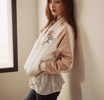 同学聚会穿啥显得年轻,冬天男朋友同学聚会穿什么衣服