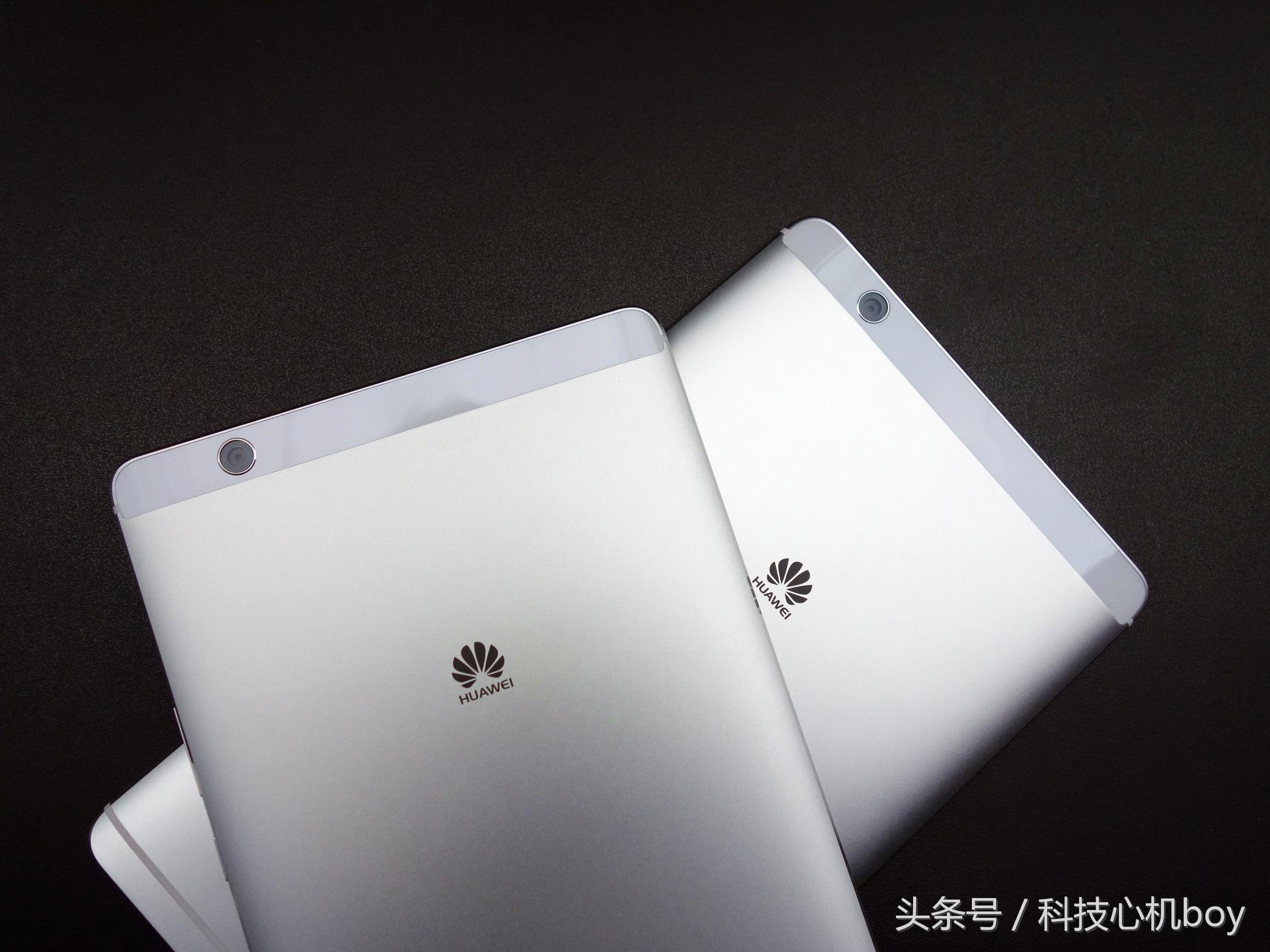 华为nova8pro和荣耀m3哪个好,华为mate40e和荣耀m3选哪个