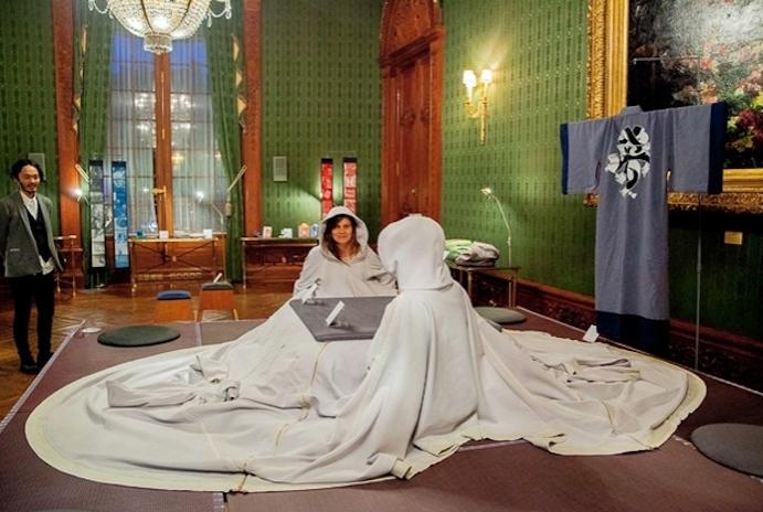 你在用电热毯吗？来看看日本版电热毯长啥样，真会享受！