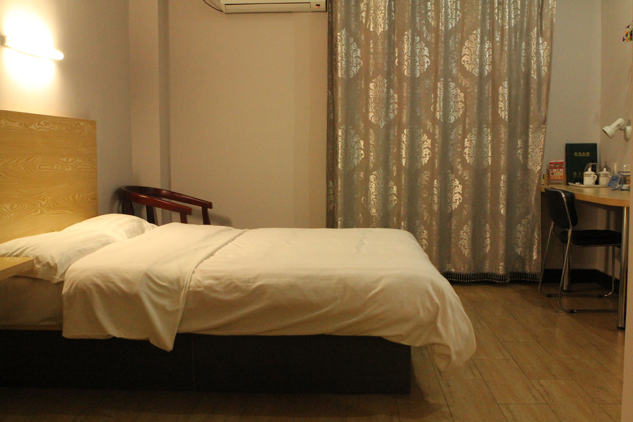 你入住的只能叫床，这才是沈阳的绝世酒店！