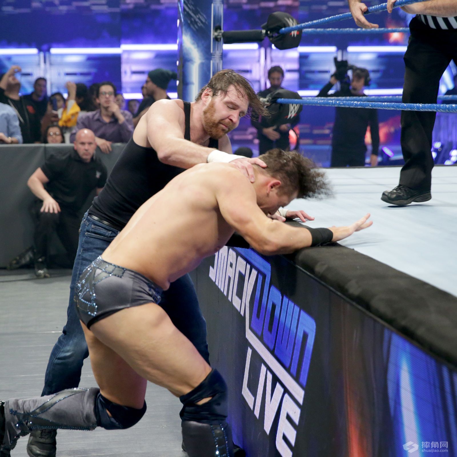 WWE驸马爷风云决战RVD！凯恩抛摔毕雪夫获全场欢呼！