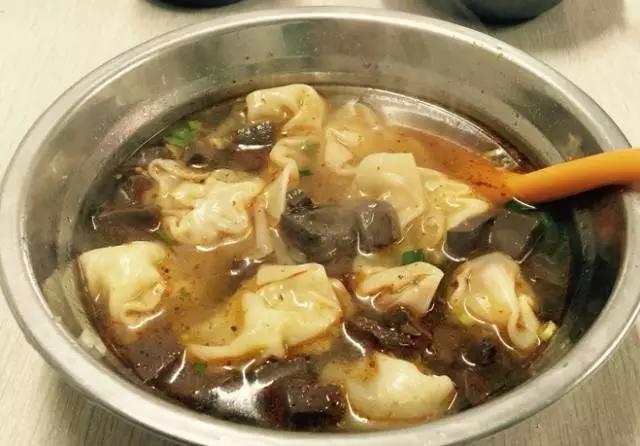 南京美食与景点精选推荐,南京旅游景点附近美食