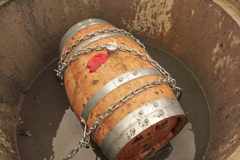 海底陈年葡萄酒,这事靠谱么?