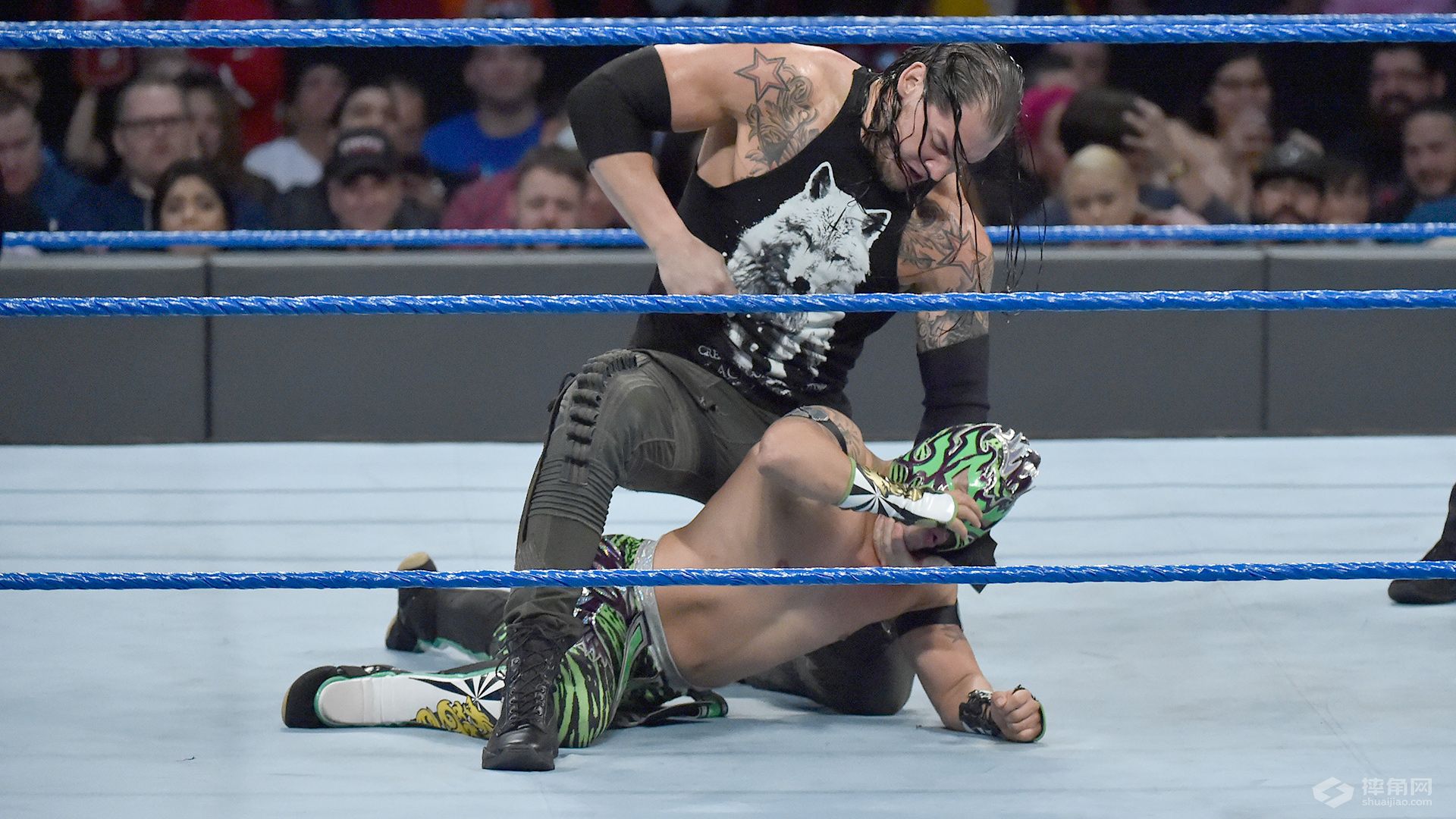 WWE驸马爷风云决战RVD！凯恩抛摔毕雪夫获全场欢呼！