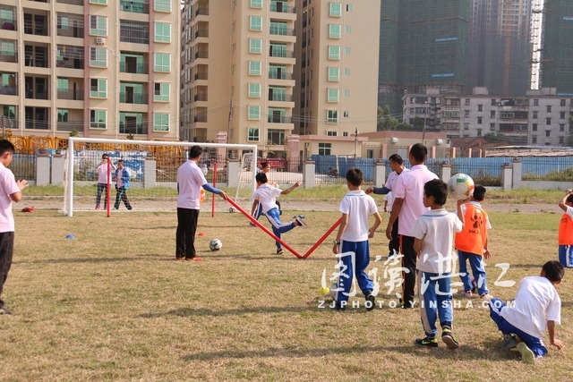 省校园足球精英教练员培训班结业