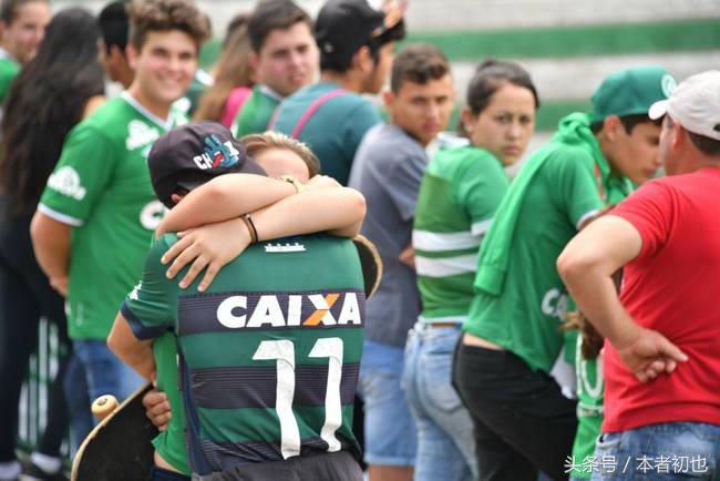 巴西球迷的期待与遗憾,巴西队巴西球迷痛哭