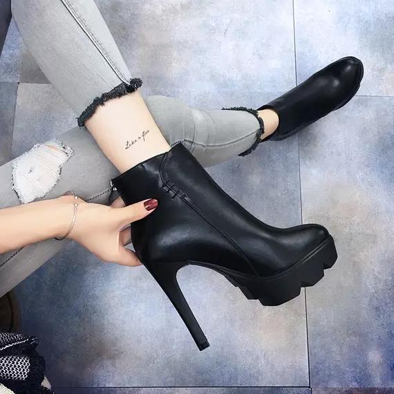 秋冬时尚英伦风短靴卡美多,秋冬儿童时尚短靴