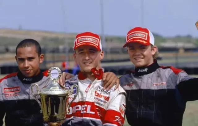 活久见｜斗了二十年的老队友，“将往事留在风中”