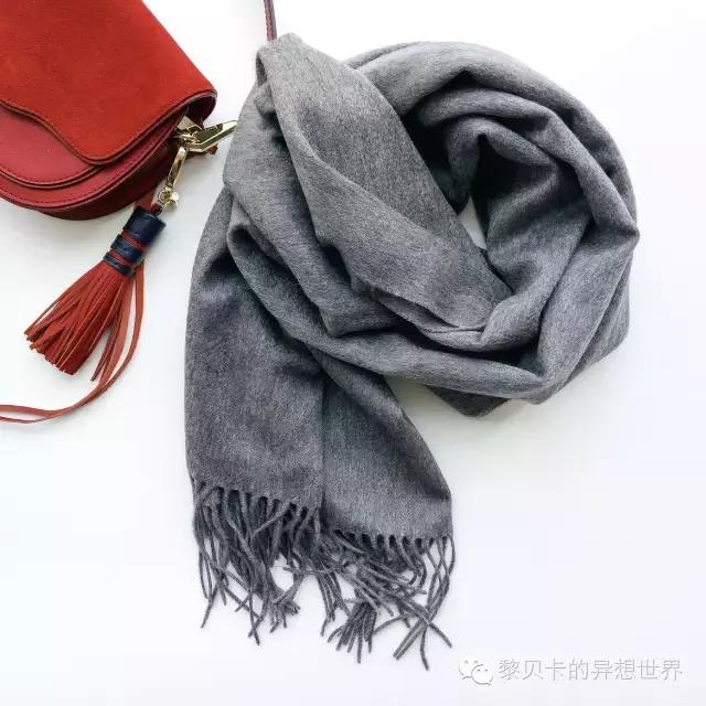 随随便便买一柜子围巾，不如花血本买这三条