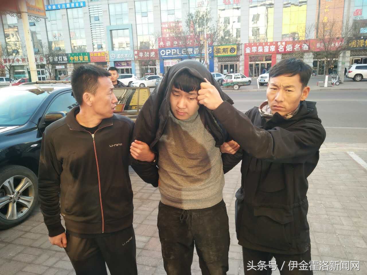 一场映客引发的血案伊旗“12.08”专案组民警凯旋（组图）