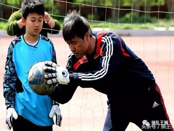 借力蹴鞠文化,全力打造特色足球校园