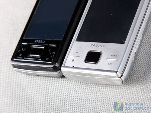 一年等待竟没进步？索尼爱立信X2评测