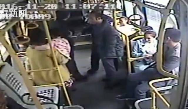 医院误给保胎孕妇吃打胎药,护士给孕妇吃打胎药