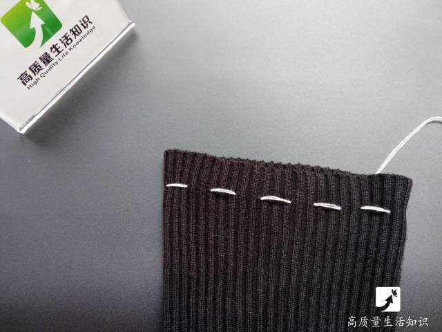 毛衣袖子越穿越肥,毛衣袖口松垮怎么恢复