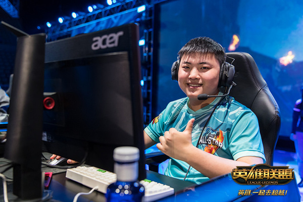 uzi被rekkles单杀,uzi和rekkles双人共玩视频