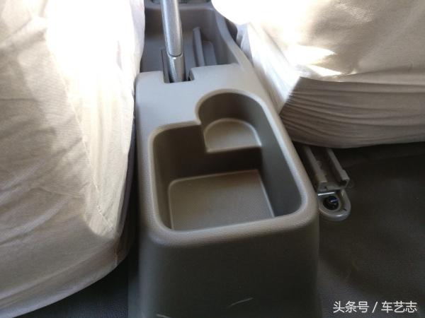 五菱之光v后驱,五菱之光v的优缺点