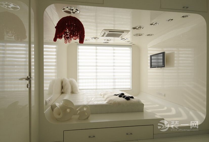 榻榻米垫子如何区分是否含胶,榻榻米垫子厚度高出榻榻米好看吗