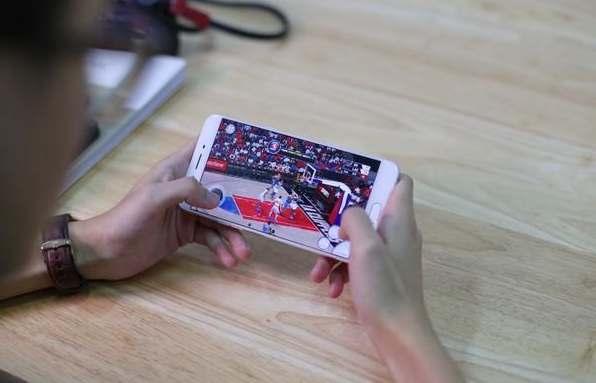 oppor9splus这款手机怎么样,oppor9s和oppor9splus哪个更好