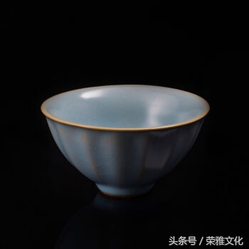 不要在拿超市5块钱一个的瓷器跟国外的高档瓷器比了……