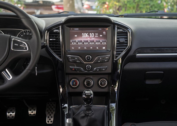 陆风x8究竟怎样,没钱也可以去散散步