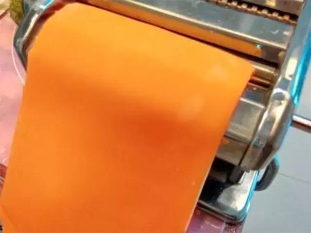 美食diy想怎么吃就怎么吃,好吃的五彩蔬菜面