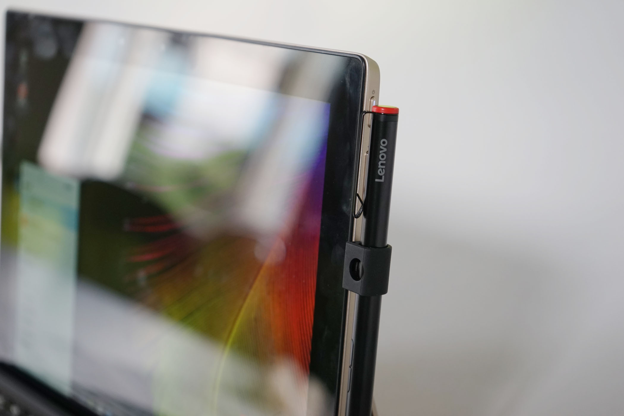 小米5pro11寸指纹解锁,联想miix5pro与miix5对比