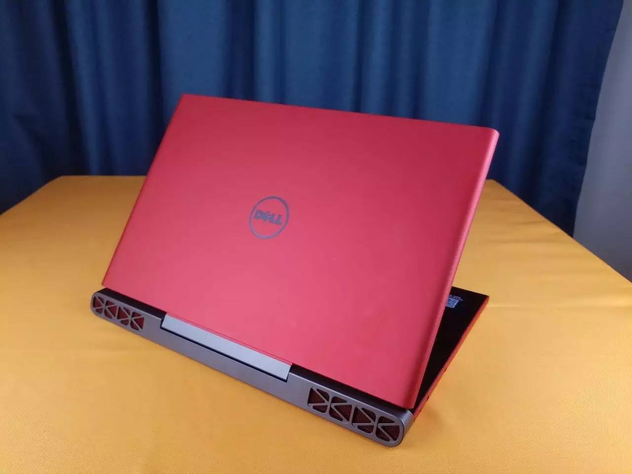 聊一款性价比不错的大屏游戏本,堪比外星人的游戏本