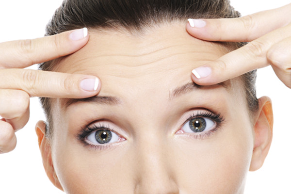 鼻子长痘怎么处理不会留痘印,鼻子长痘的原因