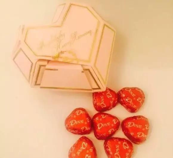 徐福记喜糖阿尔卑斯,大白兔和阿尔卑斯散装