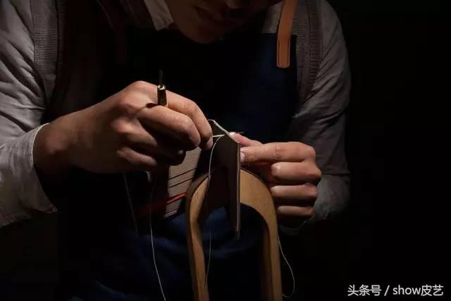 手工皮具制作流程揭秘,皮具手工缝制针法视频
