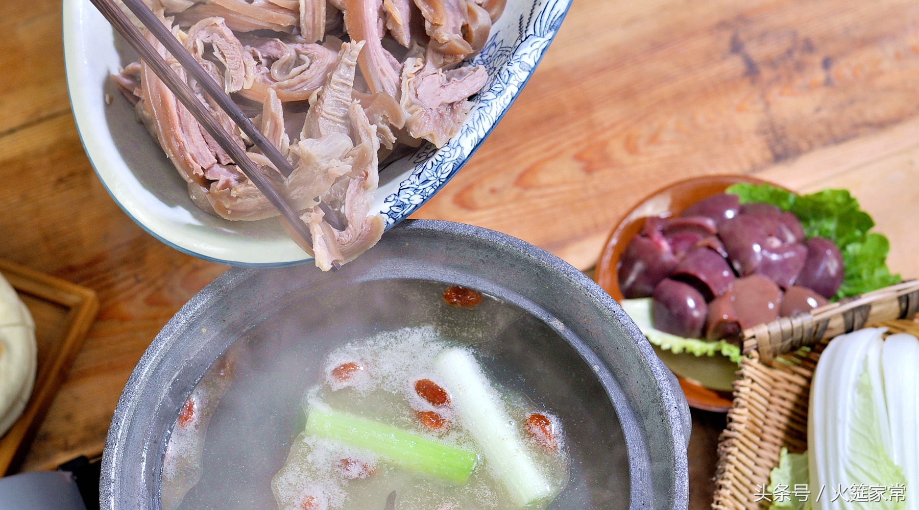 羊肉炖汤最正确做法,冬季羊肉滋补汤的做法大全