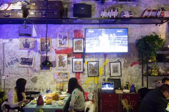 铁板鸭肠10元40串串,鸭肠1块钱