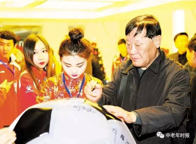 天津足球队六十“周岁”了中国足坛名宿津门再聚首