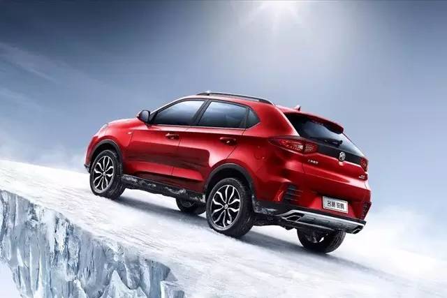 8秒破百的自主suv试名爵锐腾,mg锐腾1.5t几秒破百