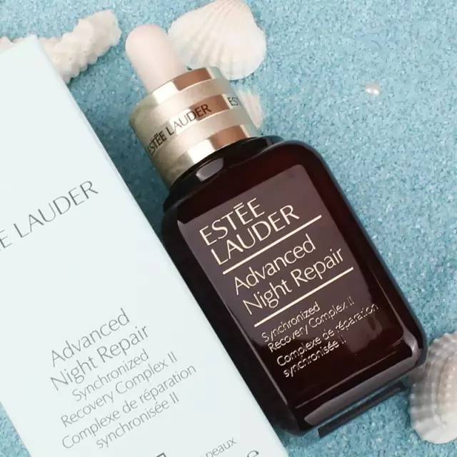 推荐一下最近很火的护肤品 (最近朋友推荐一款很好用的护肤品)