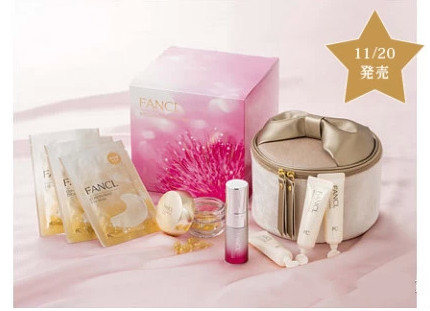 圣诞新款彩妆,适合圣诞节的彩妆