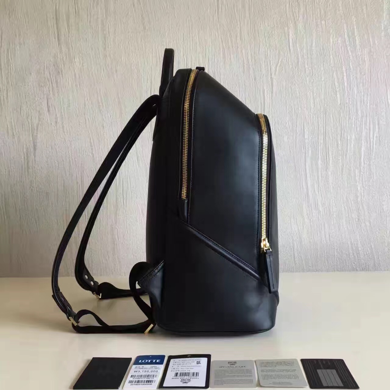 型男都喜欢双肩包，你get到了吗？