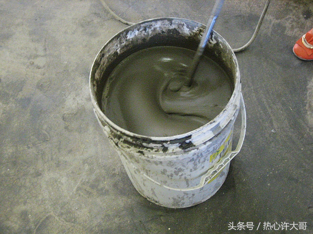 旧墙瓷砖上贴瓷砖怎么贴不掉,怎样贴外墙瓷砖牢固不掉的视频