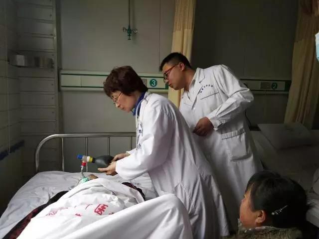 愿将此心换彼心——记我院肾病科王培真主任