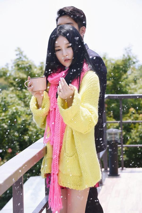 女歌手本兮逝世图片,90后原创女歌手本兮因故离世